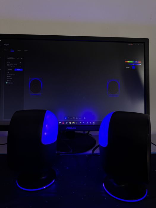 Vând subwoofer SteelSeries Arena 7