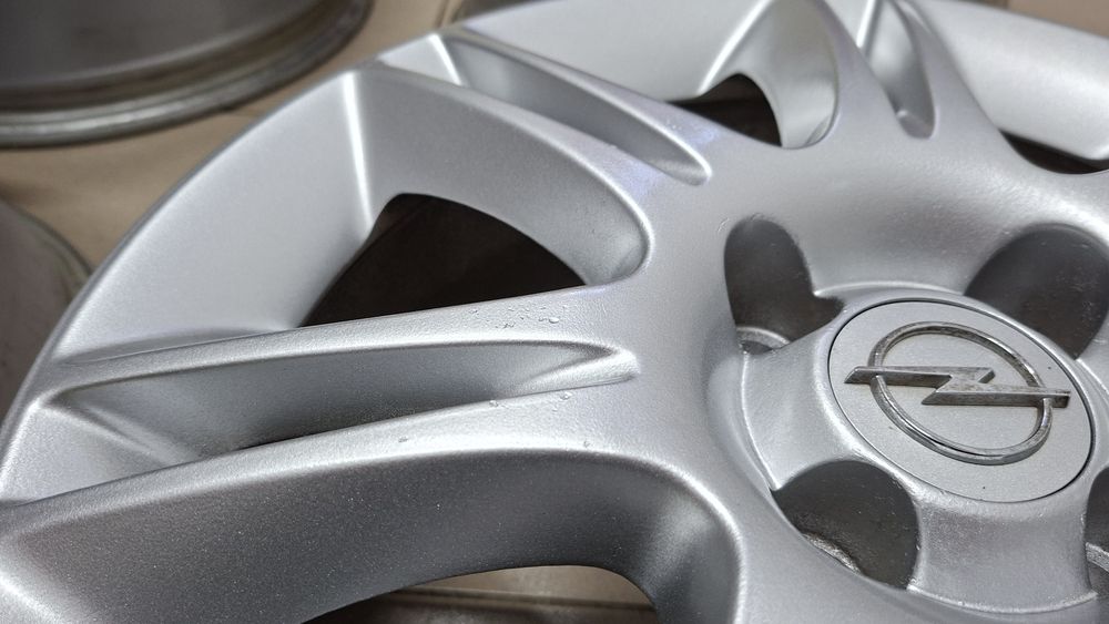 Set 4 jante aliaj R16 4x100 Opel Corsa D ET40 - 800 lei