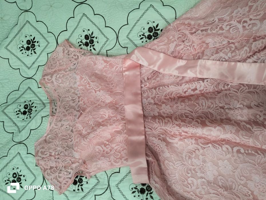 Продам платье в отличном состоянии