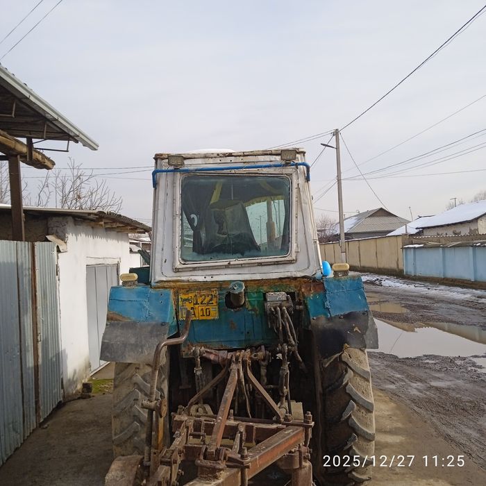 Traktor.ymz.smd.22.mator.soz.xolda.balonlar.xolati.oldi.yangi.orqa.50.