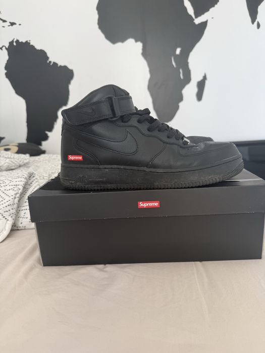 Оригинални Обувки Nike + Supreme Air Force 1 Mid