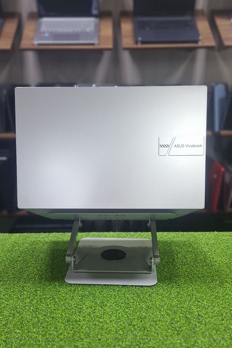Sotiladi: Asus vivobook 16/512