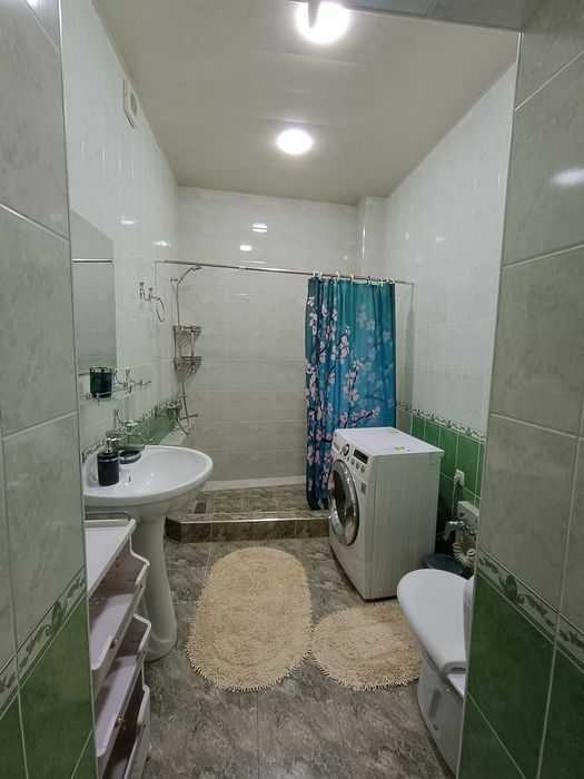 Саламатина 3.5 соток 6 комнат Сдаётся