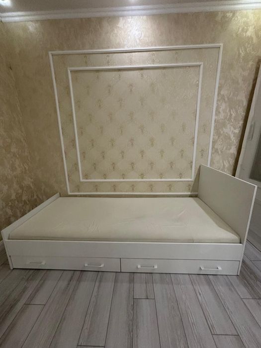 Одноместные кровати