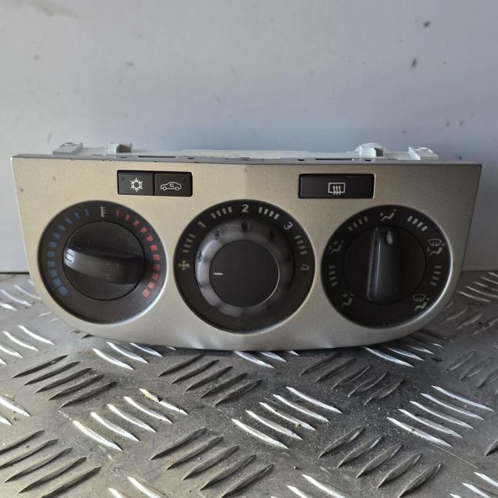 Panou Comanda clima Opel Corsa D facelift
