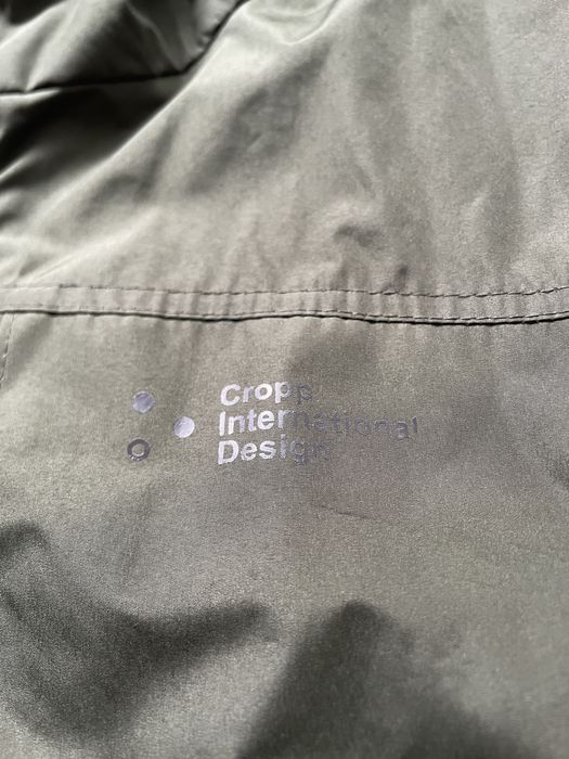 Яке Cropp M топло непромокаемо