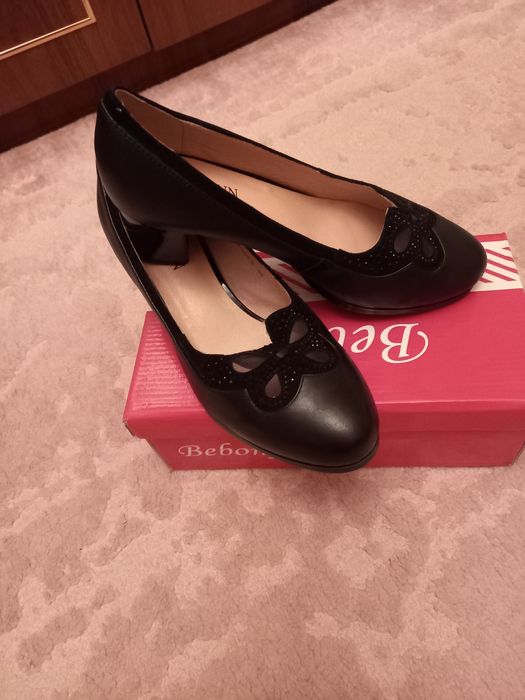 Продам туфли новые кожаные