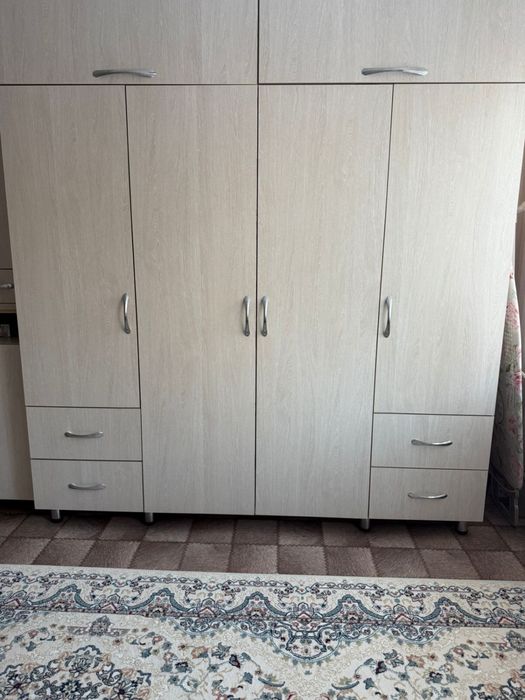 Продам шкаф для спальни