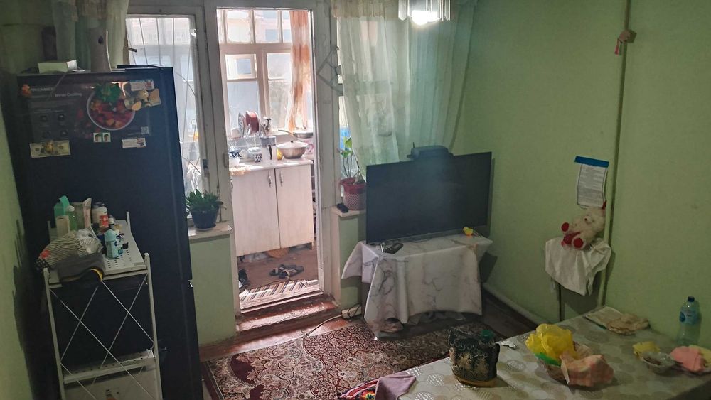 Продается 2 комнатная квартира, в центре города (Согдиана, Париж)