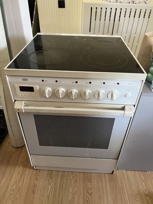 Продам плиту электричечкую