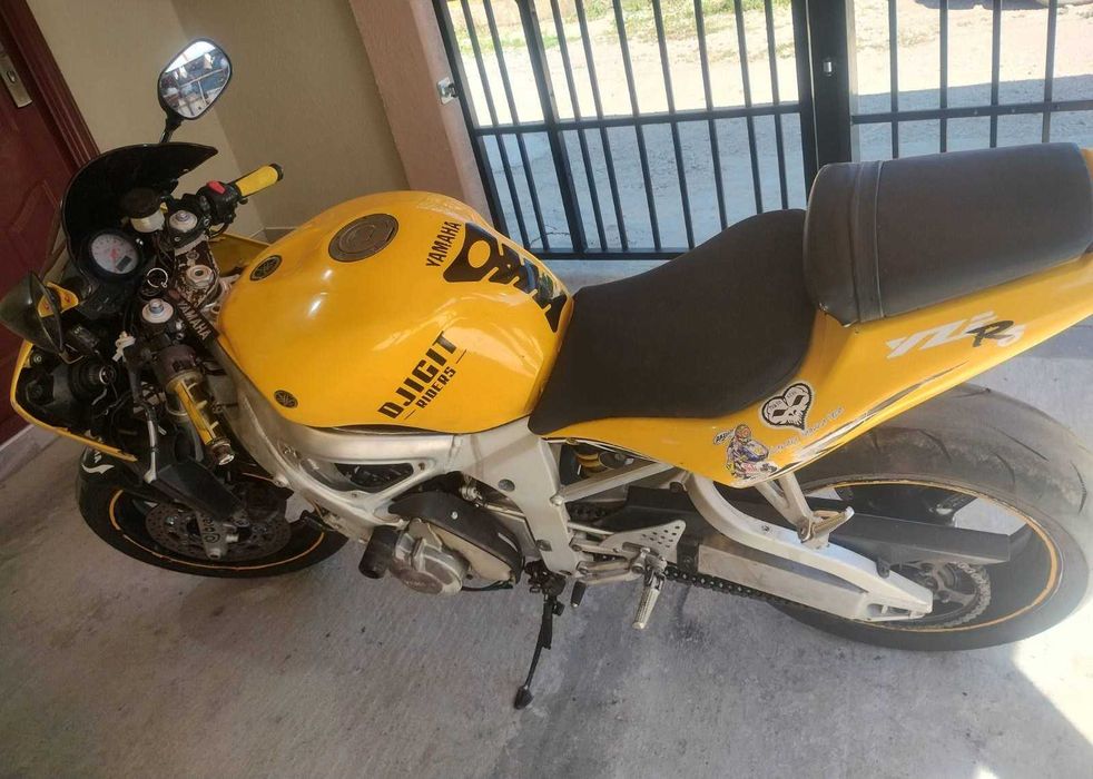 Yamaha YZF-R6 на части