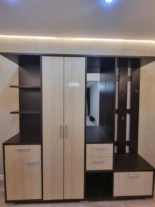 Продаетя мебель для прихожки