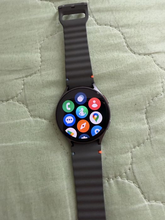Часы Samsung Watch 7