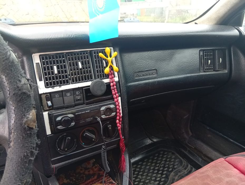 Ауди 80 Б3 2.0  .