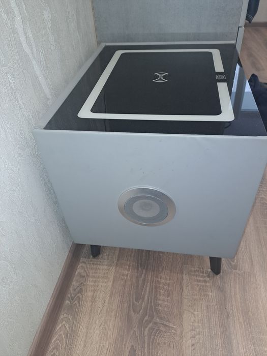 Тумбочка с колонками блютуз