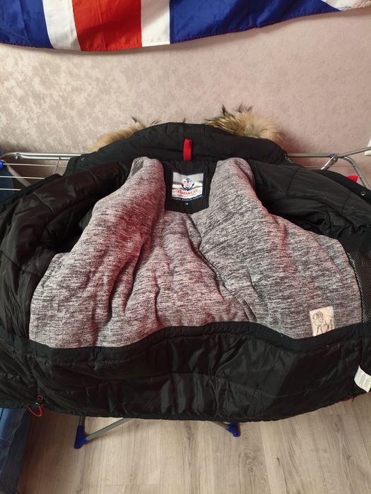 Продам мужскую куртку Аляска