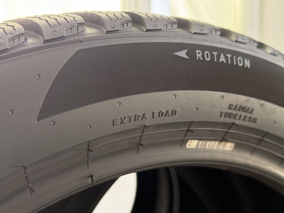 “Dot 24” 235/45/18 Pirelli 4Броя: 400€ 8мм