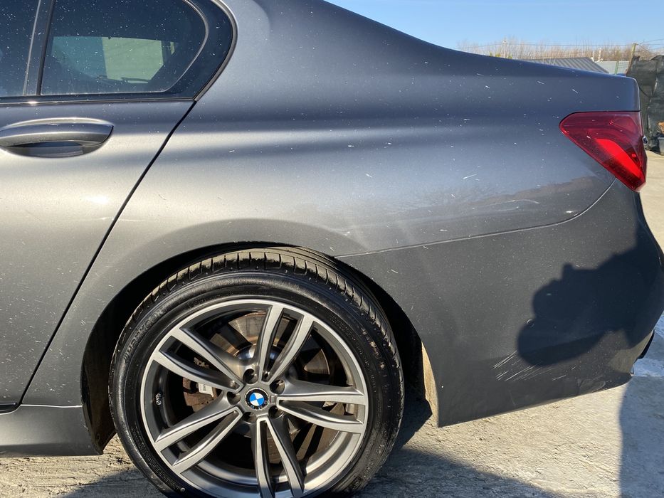 Aripă stânga spate BMW seria 7 G12 lung
