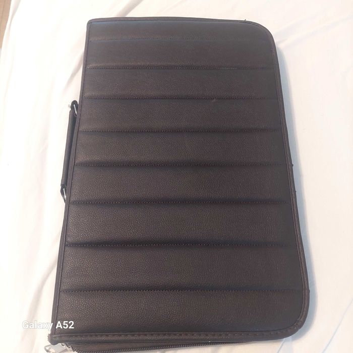 Cutite speciale cu 30 ani garantie Vand sau SCHIMBB