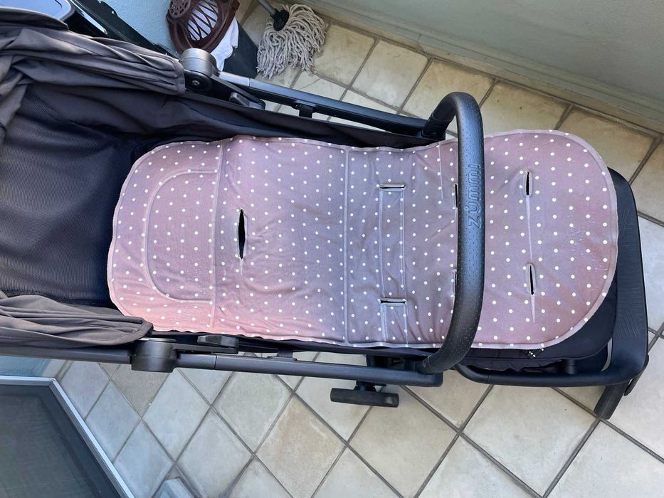 Прогулъчна количка