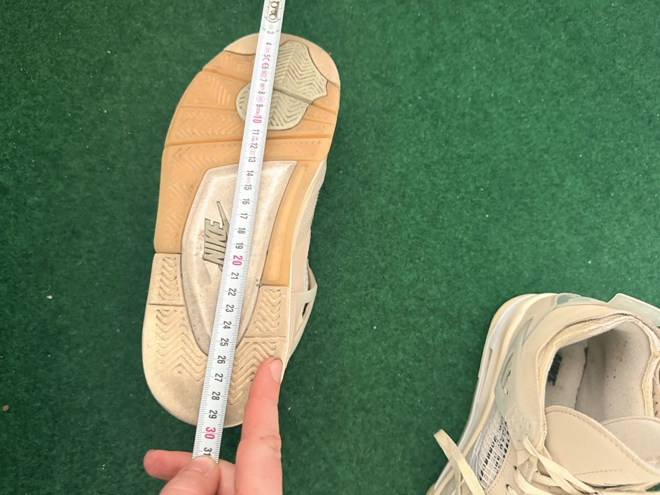 Nike Air Jordan 4 ,,Off -White”