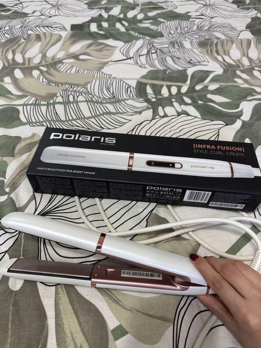 Продам утюжок Polaris
