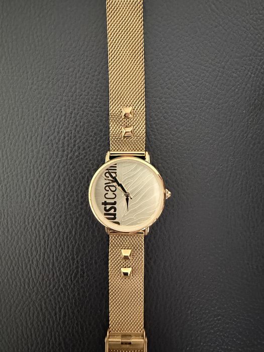 Часовник just Cavalli