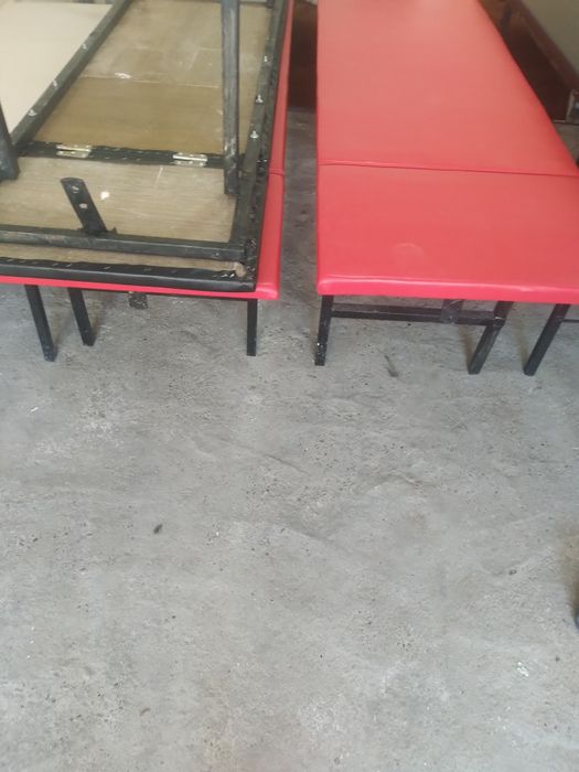 Продаётся кушетки.