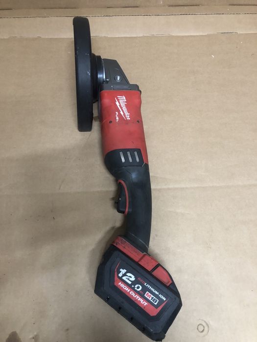 Polizor unghiular Milwaukee 230 M18 Fuel Flag230XPDB cu baterie 12 ah