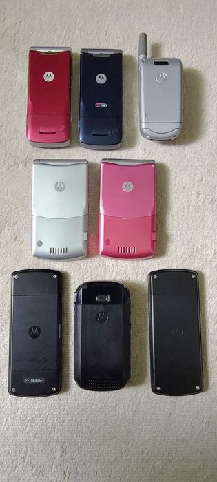 Motorola cu clapa sau fara