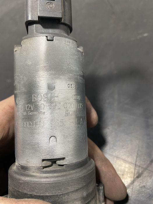 Pompa recirculare apa auxiliara Seat Alhambra 1.9 TDI AUY 116cp ASZ