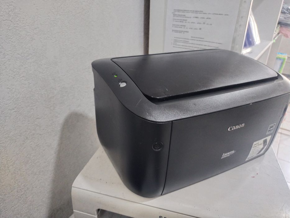 Продается принтер canon LBP6030b