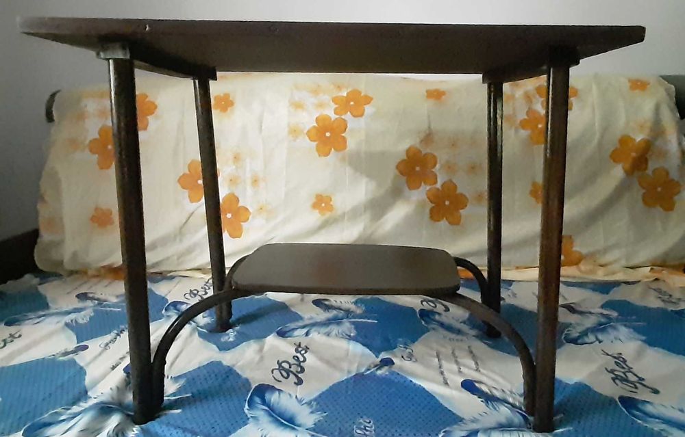 COLTAR (Etajera) LEMN anii 1980// Măsuță lemn anii 1975