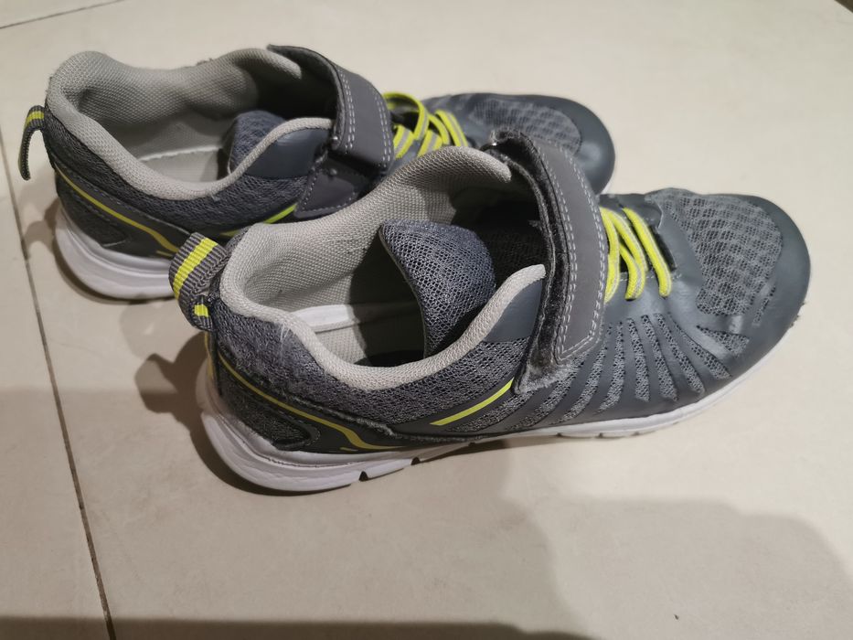 Adidași copii, mărimea 33