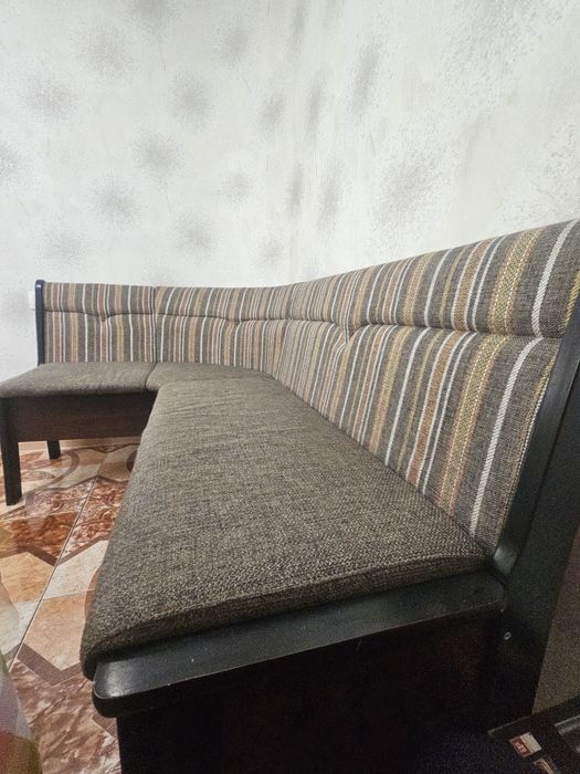 Продам кухонный диванчик