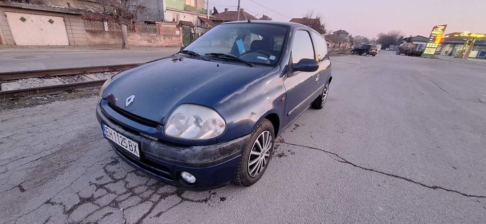 Рено Клио 1.2 16v газ-бензин