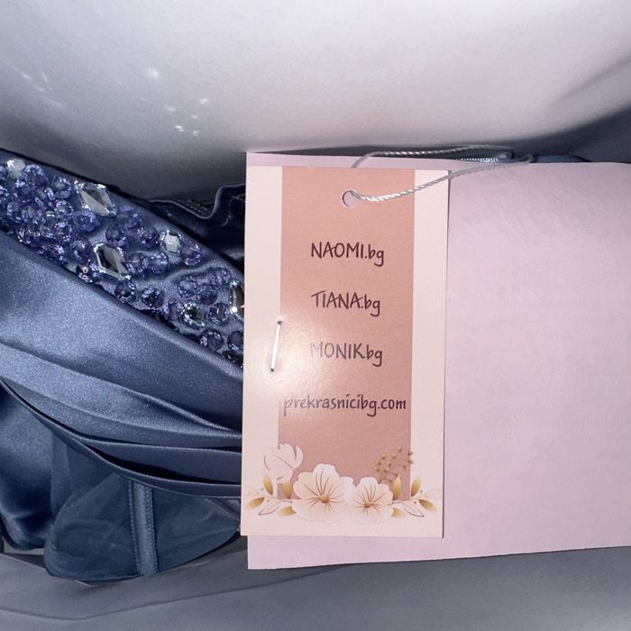 НОВА бутикова бална рокля с етикет – сатен, корсет