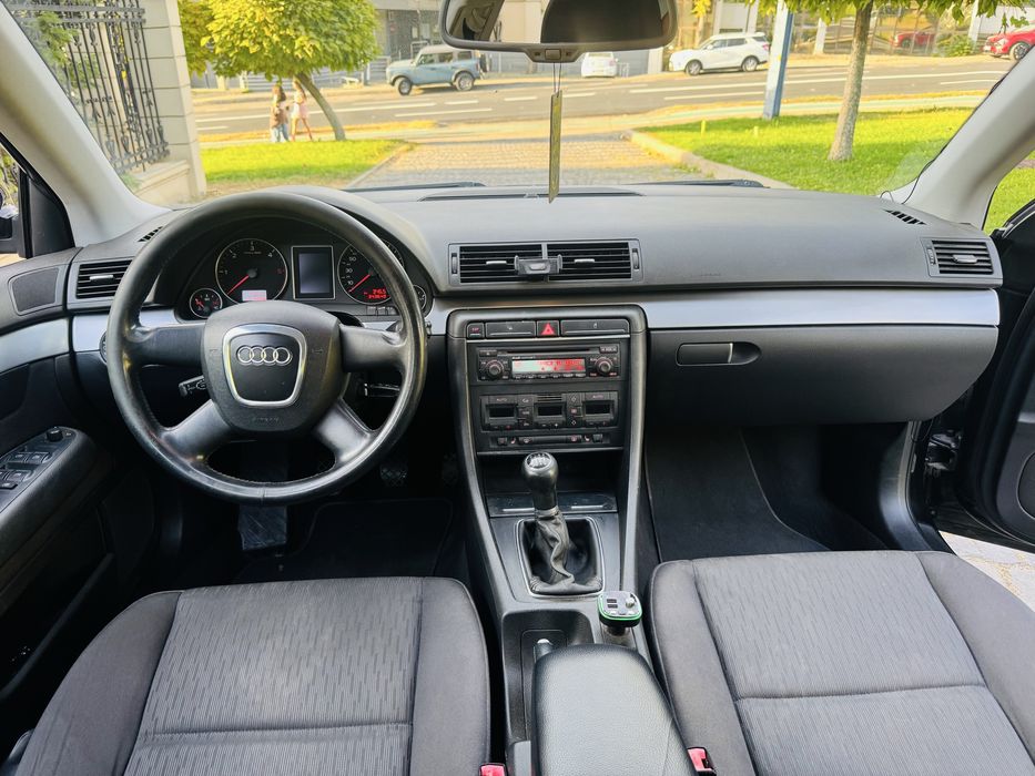 Vand audi A4 b7 motor 2.0 TDI