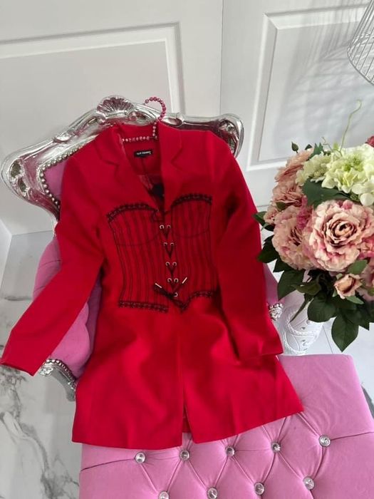 Рокля тип сако