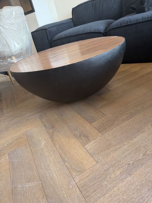 Масивна холна маса