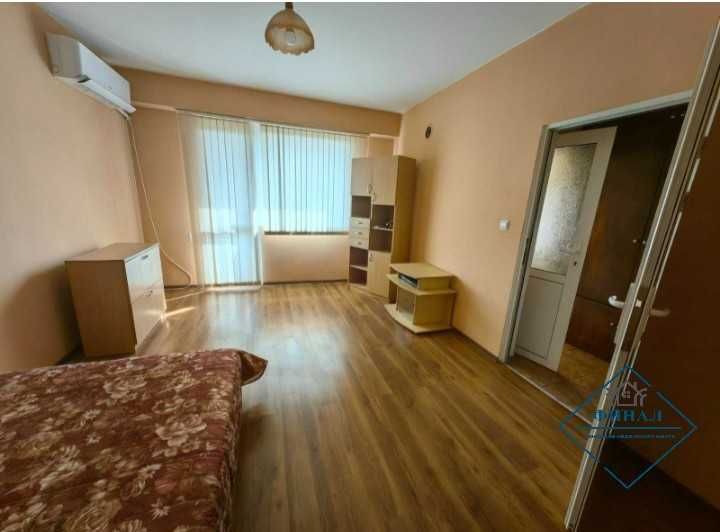 Продава се Двустаен апартамент в Шумен, Болницата - 65 кв.м за 793 €/кв.м - Снимка #3