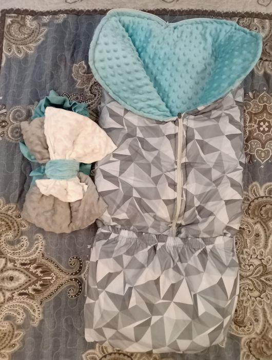 Продам комплект на выписку