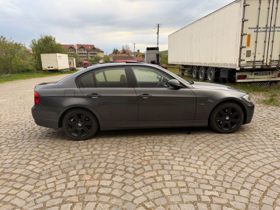 BMW E90 320d M47