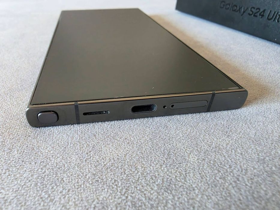 Samsung S24 ULTRA de 256 GB si 12 GB RAM cu Garantie