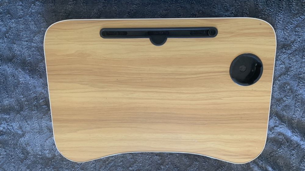 Мини столик для ноутбука