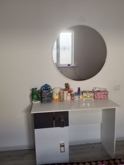 Спальный гарнитур б/у срочно продаю