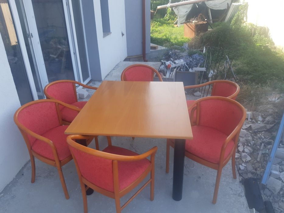 Ferestre di usi lemn sratificat