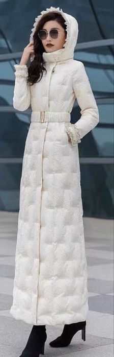 Женское пуховое пальто