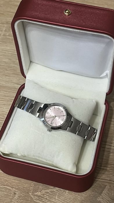 часы кварцевые casio розового цвета