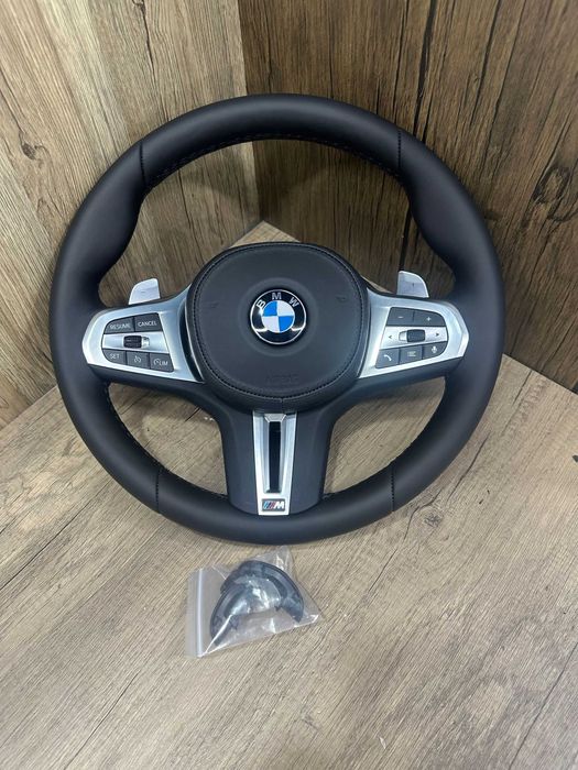 BMW Custom Спортен Волан – Персонализиран Дизайн!